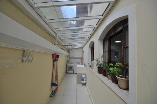Área de Serviço de casa de condomínio à venda com 4 quartos, 239m² em Jardim Itatinga, São Paulo