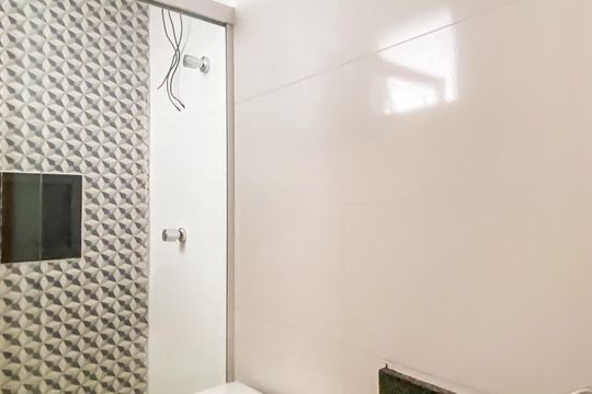 Banheiro  de apartamento para alugar com 2 quartos, 43m² em Vila Centenario, São Paulo