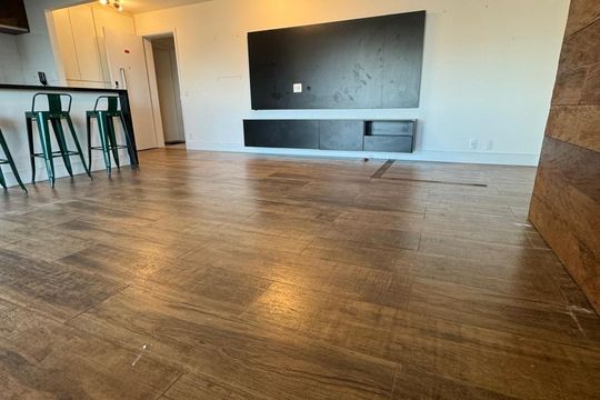 Sala de apartamento à venda com 2 quartos, 94m² em Alphaville, Santana de Parnaíba