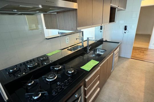 Cozinha de apartamento à venda com 2 quartos, 94m² em Alphaville, Santana de Parnaíba