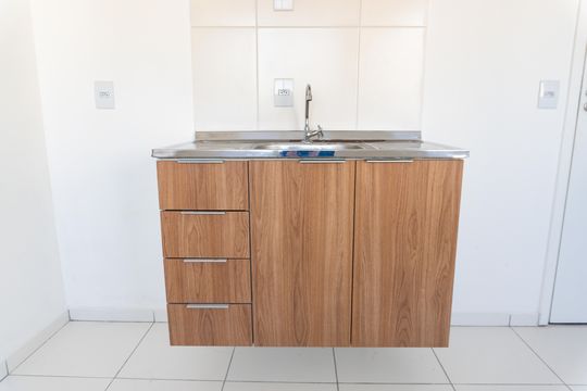Cozinha - Armários de apartamento para alugar com 2 quartos, 34m² em Vila Sul Americana, Carapicuíba