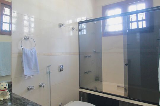 Banheiro da Suite 2 de casa à venda com 4 quartos, 600m² em São Luiz, Belo Horizonte