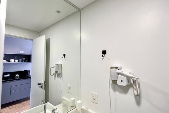 Banheiro de kitnet/studio para alugar com 1 quarto, 29m² em Macedo, Guarulhos