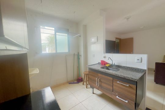 Cozinha de apartamento para alugar com 2 quartos, 43m² em Água Chata, Guarulhos