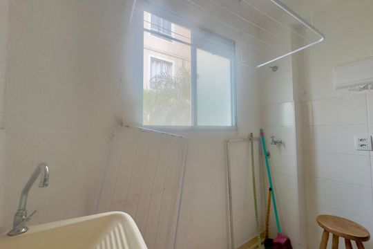 Área de Serviço de apartamento para alugar com 2 quartos, 43m² em Água Chata, Guarulhos