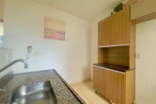 Cozinha de apartamento para alugar com 2 quartos, 43m² em Água Chata, Guarulhos
