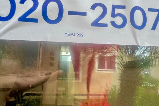 Código da placa YEEJ-299 de apartamento para alugar com 2 quartos, 43m² em Água Chata, Guarulhos