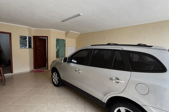 Garagem de casa à venda com 3 quartos, 180m² em Vila Alzira, Santo André