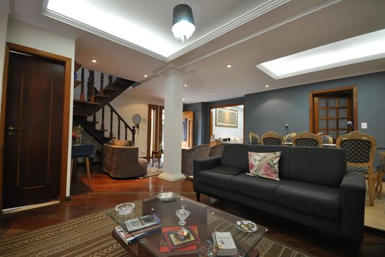 Sala de casa de condomínio à venda com 4 quartos, 320m² em Vila Albertina, São Paulo