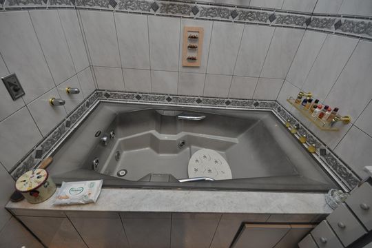 Banheiro da Suíte Master de casa de condomínio à venda com 4 quartos, 320m² em Vila Albertina, São Paulo