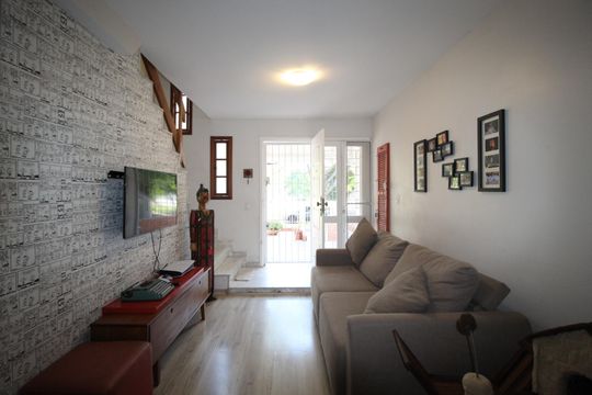 Casa de Condomínio à venda com 3 quartos, 126m² em Jardim Ypu, Porto Alegre