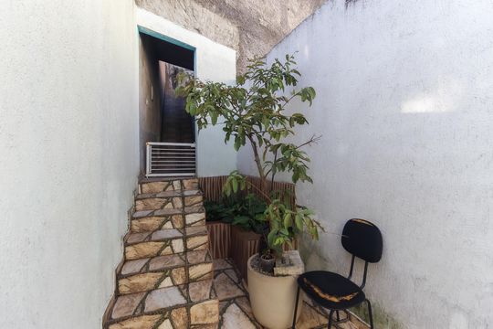 Quintal de casa à venda com 2 quartos, 125m² em Vila Princesa Isabel, São Paulo