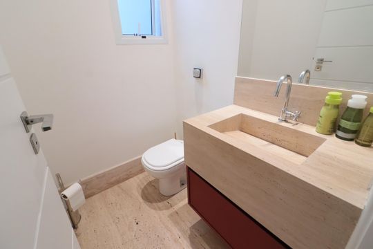 Lavabo escritório de casa de condomínio à venda com 4 quartos, 750m² em Umuarama, Osasco