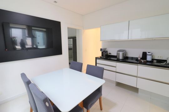 Cozinha e Área de Serviço de casa de condomínio à venda com 4 quartos, 750m² em Umuarama, Osasco