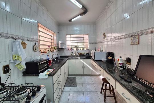 Casa à venda com 3 quartos, 150m² em Jardim Bonfiglioli, São Paulo