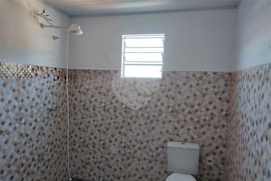 Casa à venda com 6 quartos, 240m² em Coronel Sezefredo Fagundes, São Paulo
