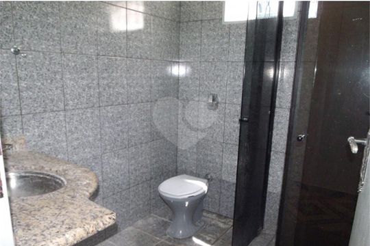 Casa à venda com 4 quartos, 277m² em Jardim Modelo, São Paulo