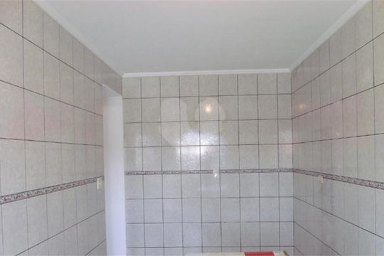 Casa à venda com 4 quartos, 277m² em Jardim Modelo, São Paulo