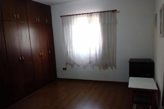 Casa à venda com 3 quartos, 250m² em Vila Francos, São Paulo