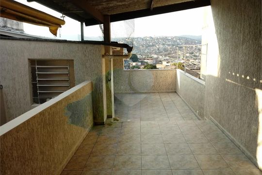 Casa à venda com 3 quartos, 250m² em Vila Francos, São Paulo