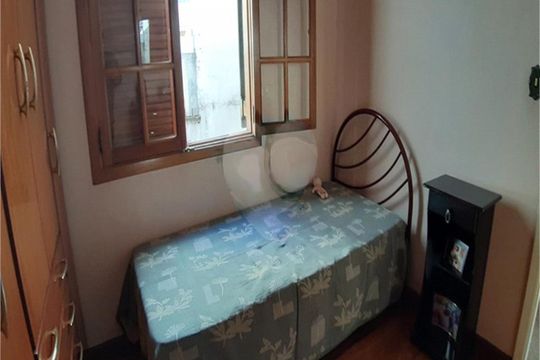 Casa à venda com 3 quartos, 116m² em Jardim Daysy, São Paulo