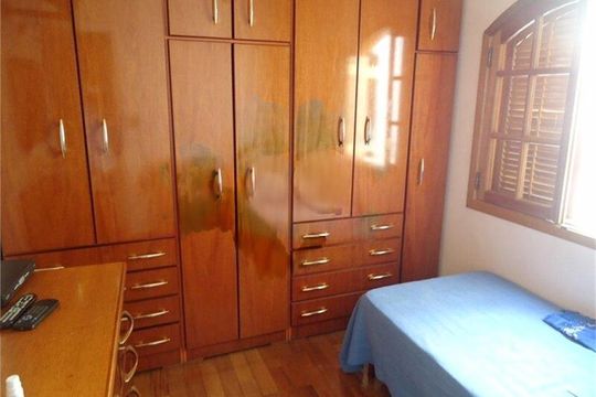 Casa à venda com 3 quartos, 116m² em Jardim Daysy, São Paulo
