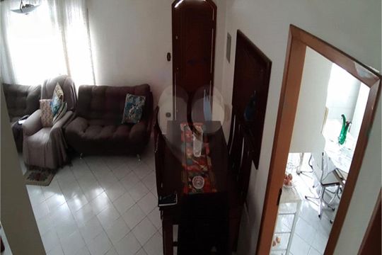 Casa à venda com 3 quartos, 116m² em Jardim Daysy, São Paulo