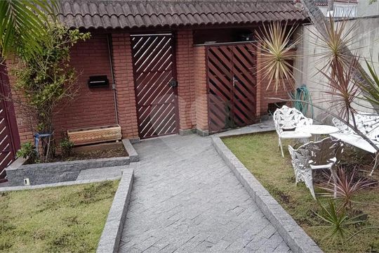 Casa à venda com 4 quartos, 650m² em Horto Florestal, São Paulo
