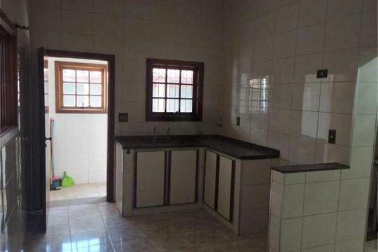 Casa à venda com 4 quartos, 169m² em Água Fria, São Paulo