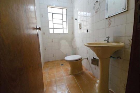 Casa à venda com 4 quartos, 150m² em Chácara São João, São Paulo