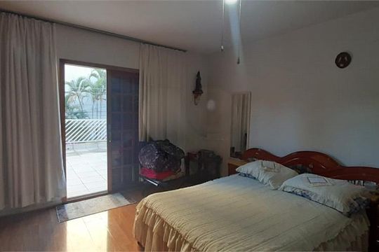 Casa à venda com 4 quartos, 193m² em Jardim São Paulo, São Paulo