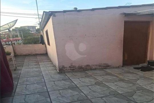 Casa à venda com 4 quartos, 300m² em Jardim Ataliba Leonel, São Paulo