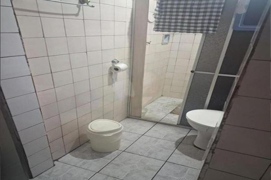 Casa à venda com 4 quartos, 300m² em Jardim Ataliba Leonel, São Paulo