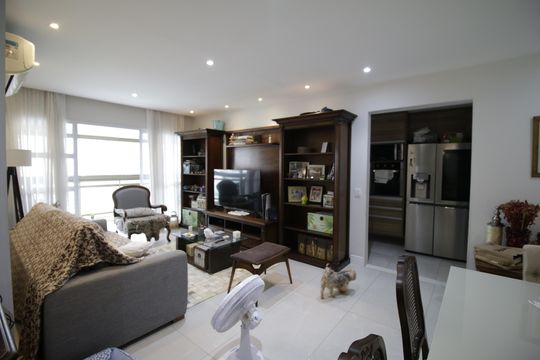 Sala de apartamento à venda com 4 quartos, 150m² em Barra Olímpica, Rio de Janeiro