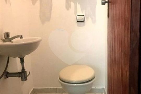 Casa à venda com 3 quartos, 100m² em Vila Medeiros, São Paulo