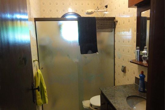 Casa à venda com 3 quartos, 180m² em Horto Florestal, São Paulo