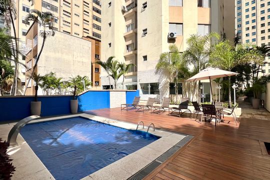 Piscina de kitnet/studio para alugar com 1 quarto, 33m² em Pinheiros, São Paulo