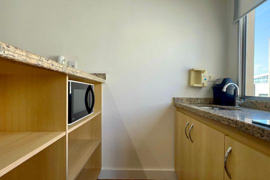 Cozinha de kitnet/studio para alugar com 1 quarto, 33m² em Pinheiros, São Paulo