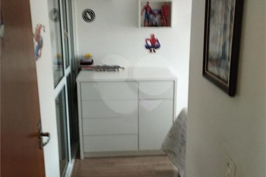 Casa à venda com 3 quartos, 100m² em Jardim Mangalot, São Paulo