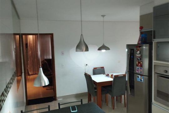 Casa à venda com 3 quartos, 100m² em Jardim Mangalot, São Paulo