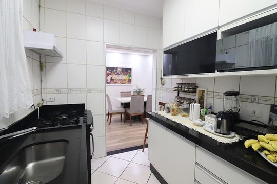 Cozinha  de apartamento à venda com 2 quartos, 68m² em Chácara Sergipe, São Bernardo do Campo