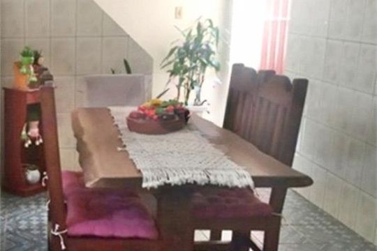Casa à venda com 3 quartos, 357m² em Parque Peruche, São Paulo