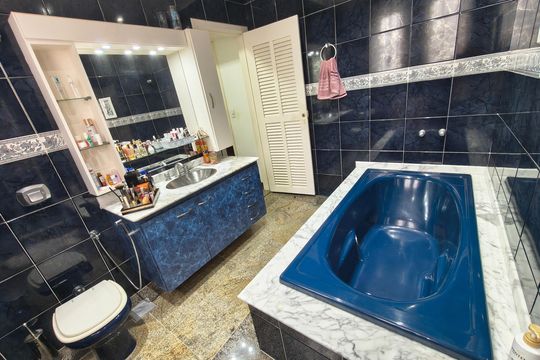 Casa de Condomínio para alugar com 3 quartos, 533m² em Jacarepaguá, Rio de Janeiro