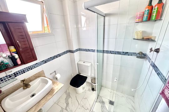 Banheiro da Suíte 2 de apartamento à venda com 3 quartos, 154m² em Jardim Valeria, Guarulhos