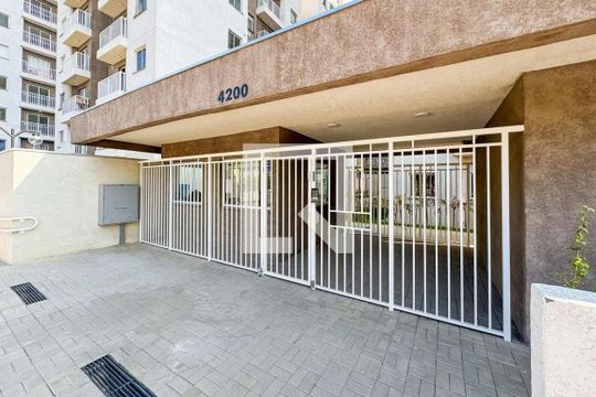 Fachada de apartamento à venda com 2 quartos, 38m² em Vila Independencia, São Paulo