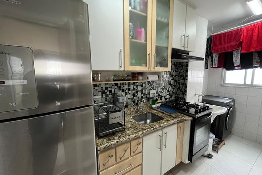 Cozinha de apartamento à venda com 3 quartos, 56m² em Jardim Centenario, São Paulo