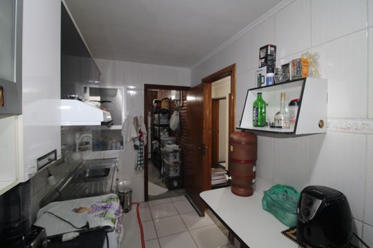 Cozinha de apartamento à venda com 2 quartos, 63m² em Jardim Planalto, São Paulo