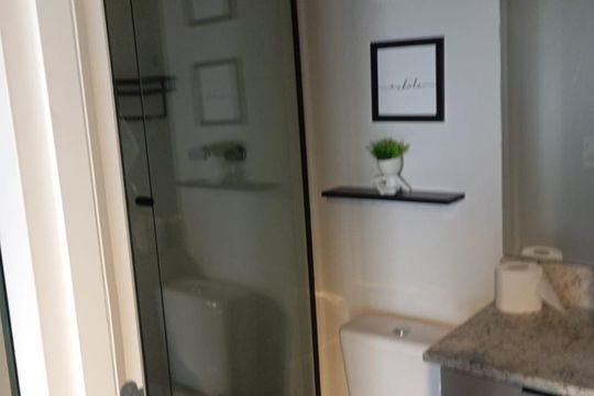 Banheiro de apartamento para alugar com 1 quarto, 35m² em Santana, São Paulo