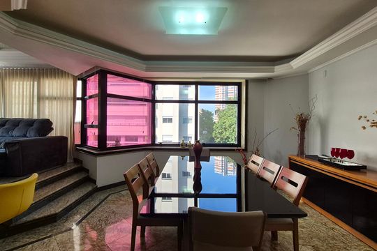 Apartamento para alugar com 4 quartos, 202m² em Jardim, Santo André