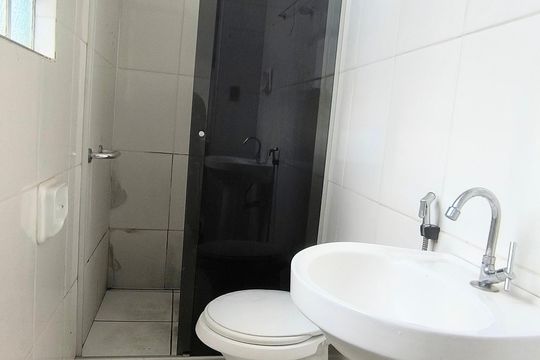 Banheiro de apartamento para alugar com 2 quartos, 75m² em Floresta, Belo Horizonte